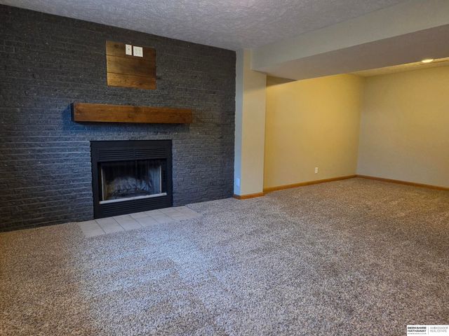 500 Fort Street, Papillion, NE 68046