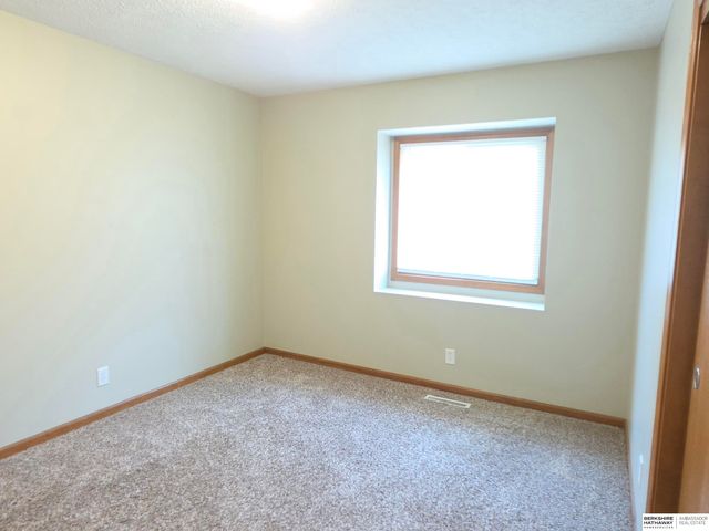 500 Fort Street, Papillion, NE 68046