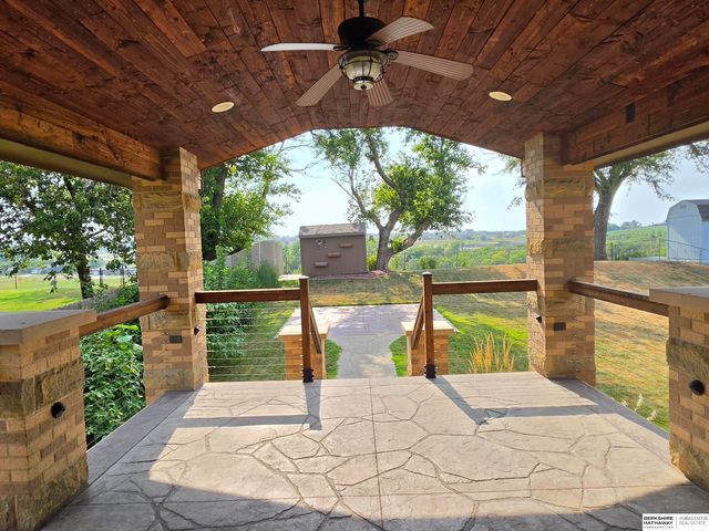 500 Fort Street, Papillion, NE 68046
