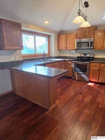 500 Fort Street, Papillion, NE 68046