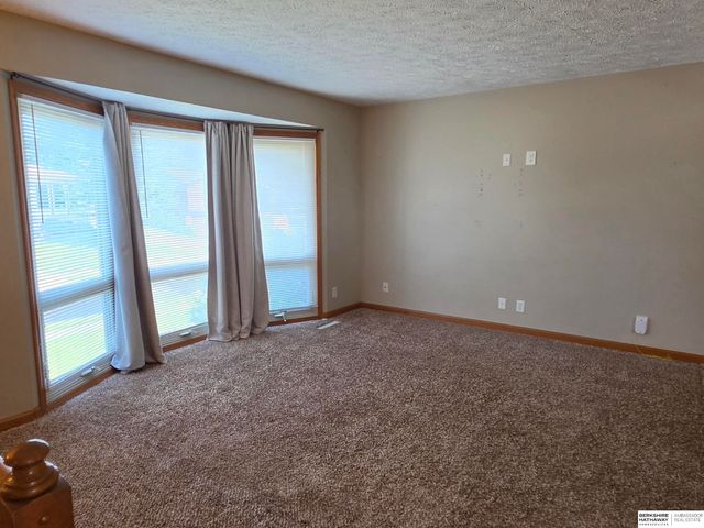 500 Fort Street, Papillion, NE 68046