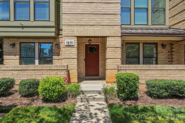 1571 Duckworth Avenue, Charlotte, NC 28208