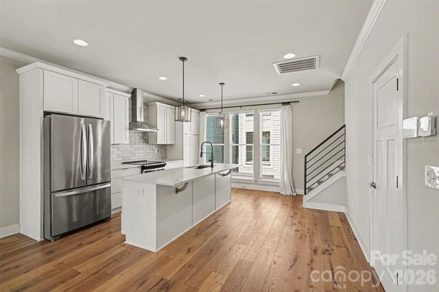 1571 Duckworth Avenue, Charlotte, NC 28208