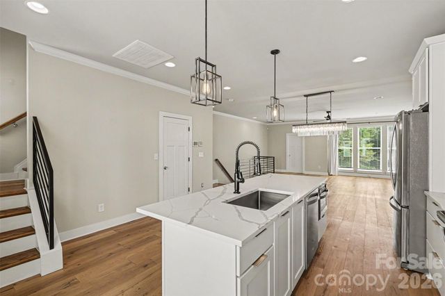 1571 Duckworth Avenue, Charlotte, NC 28208