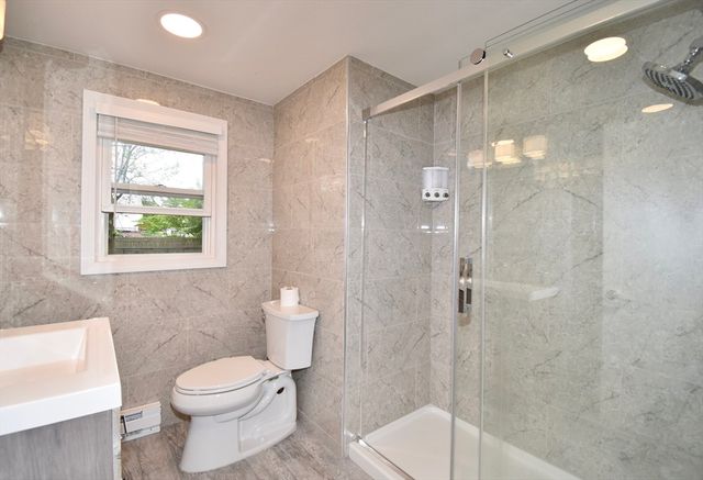 22 Hunting Ln, Agawam, MA 01001