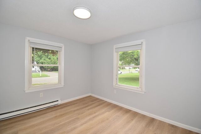 22 Hunting Ln, Agawam, MA 01001