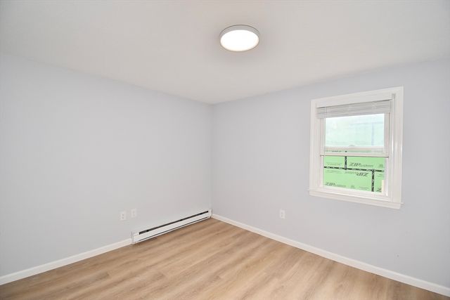 22 Hunting Ln, Agawam, MA 01001