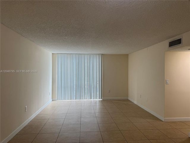 915 NW 1st Avenue LP0206, Miami, FL 33136