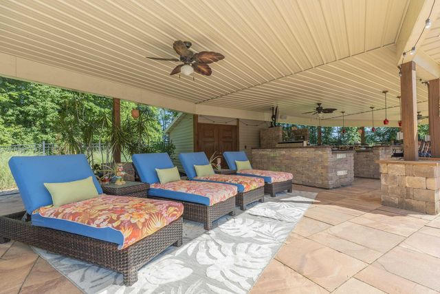 2575 Woodstone Lane, Evansville, IN 47712