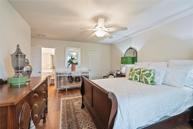 3602 Ballena Way, Dickinson, TX 77539