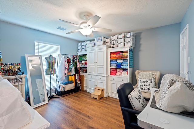 3602 Ballena Way, Dickinson, TX 77539