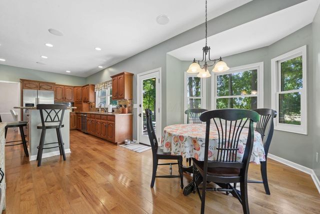 4821 Canterwood Court, Hilliard, OH 43026
