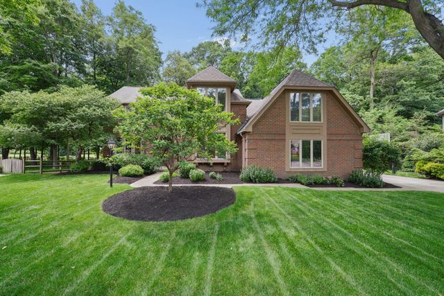4821 Canterwood Court, Hilliard, OH 43026
