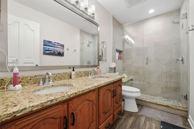 4821 Canterwood Court, Hilliard, OH 43026