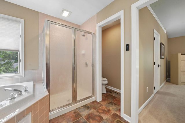 4821 Canterwood Court, Hilliard, OH 43026