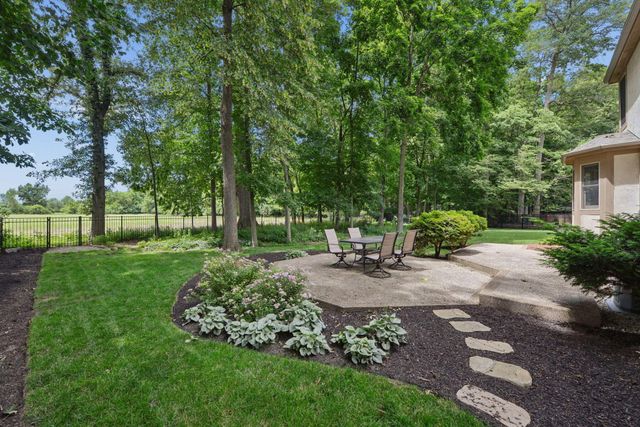 4821 Canterwood Court, Hilliard, OH 43026