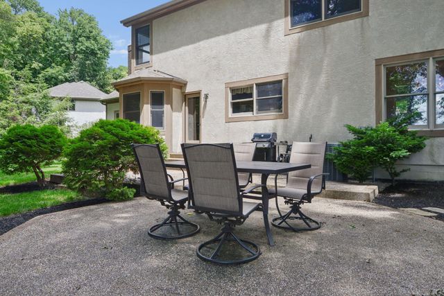 4821 Canterwood Court, Hilliard, OH 43026