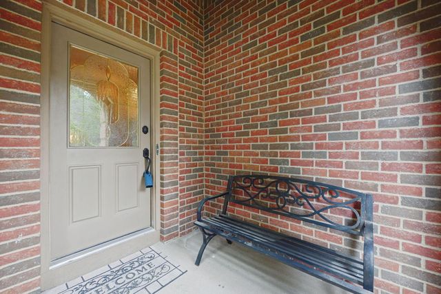 4821 Canterwood Court, Hilliard, OH 43026