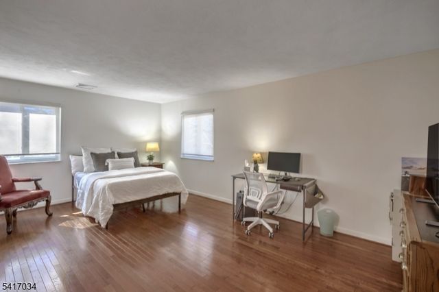 10 Roxiticus Rd, Mendham Twp., NJ 07945