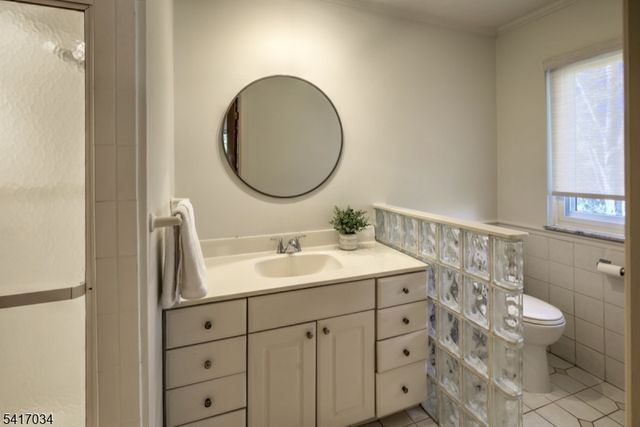 10 Roxiticus Rd, Mendham Twp., NJ 07945