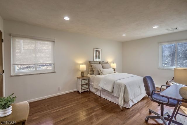 10 Roxiticus Rd, Mendham Twp., NJ 07945