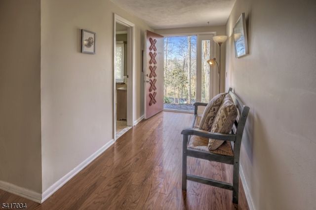 10 Roxiticus Rd, Mendham Twp., NJ 07945