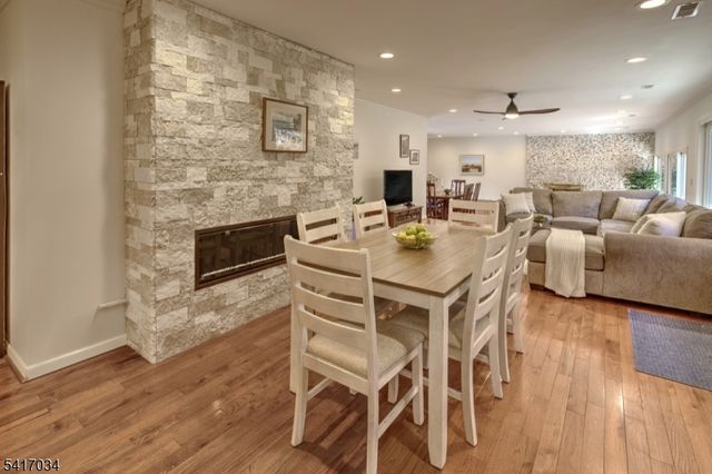 10 Roxiticus Rd, Mendham Twp., NJ 07945