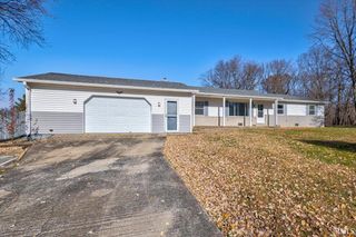 97 S Acres Drive, Mitchell, IN 47446