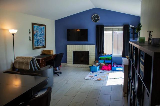 10385 Seth Way, Santee, CA 92071