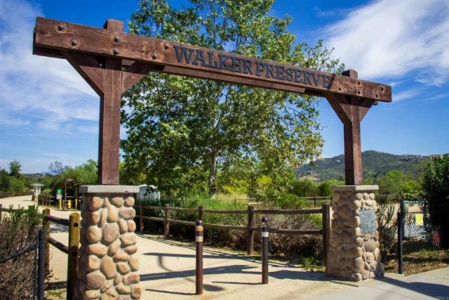 10385 Seth Way, Santee, CA 92071