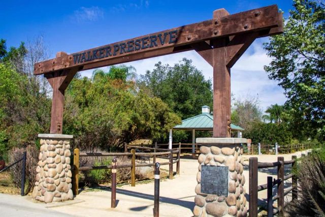 10385 Seth Way, Santee, CA 92071