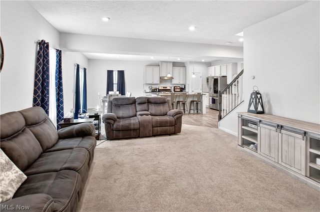 36283 Lands End Drive, North Ridgeville, OH 44039