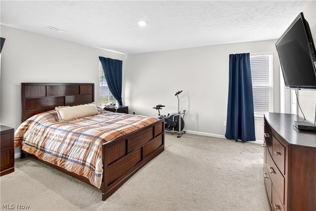 36283 Lands End Drive, North Ridgeville, OH 44039
