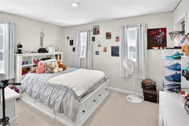 36283 Lands End Drive, North Ridgeville, OH 44039