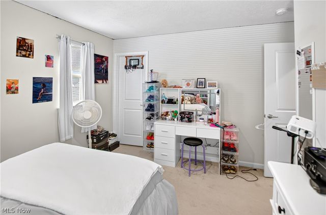36283 Lands End Drive, North Ridgeville, OH 44039