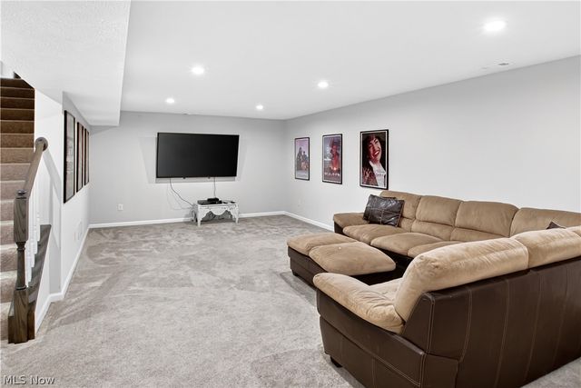 36283 Lands End Drive, North Ridgeville, OH 44039