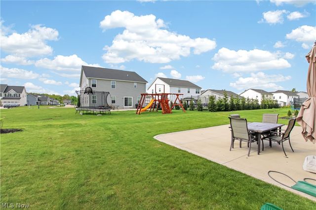 36283 Lands End Drive, North Ridgeville, OH 44039