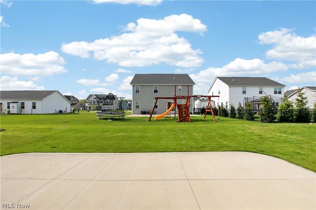 36283 Lands End Drive, North Ridgeville, OH 44039