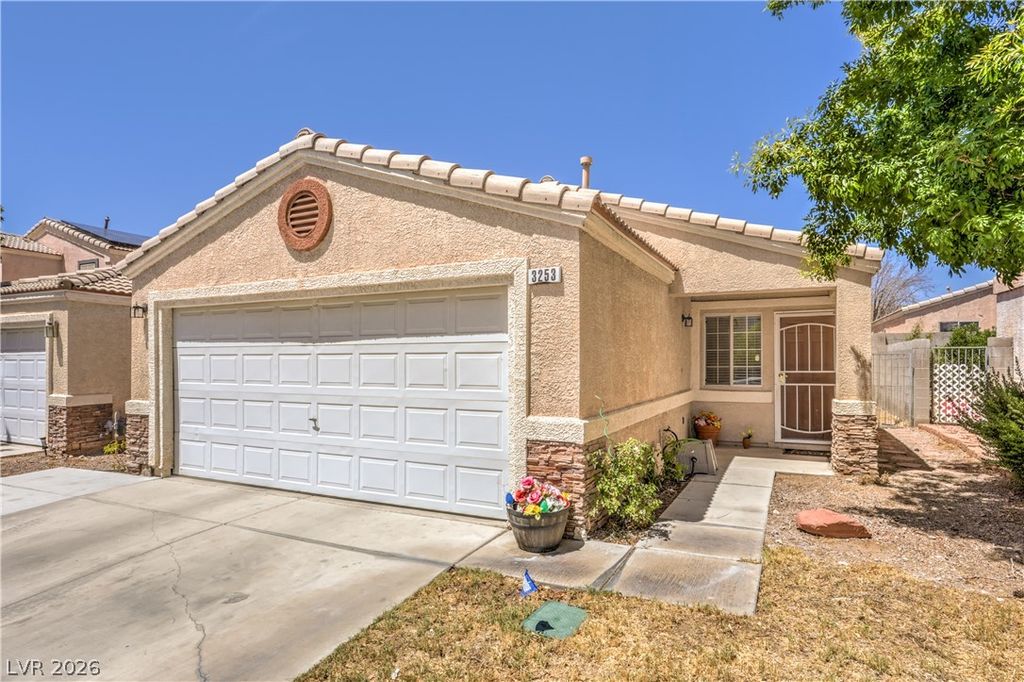 3253 Idaho Springs Avenue, North Las Vegas, NV 89032 — photo 2