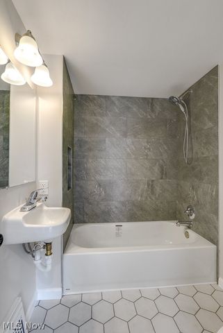 10306 Electric Boulevard, Northfield Village, OH 44067