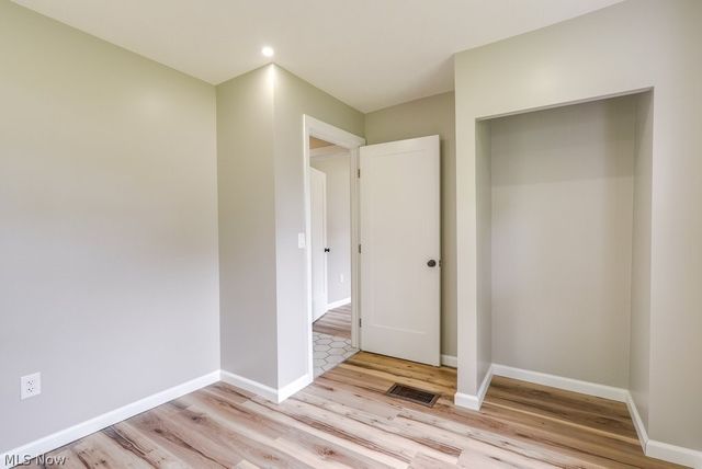 10306 Electric Boulevard, Northfield Village, OH 44067