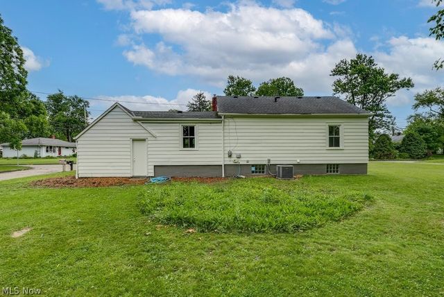 10306 Electric Boulevard, Northfield Village, OH 44067