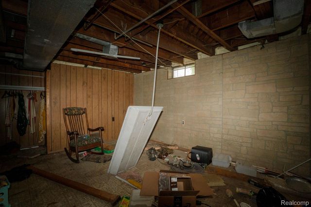 23011 Normandy Avenue, Eastpointe, MI 48021