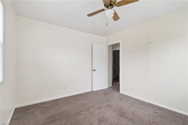 825 Thames DR, Hampton, VA 23666