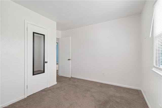 825 Thames DR, Hampton, VA 23666