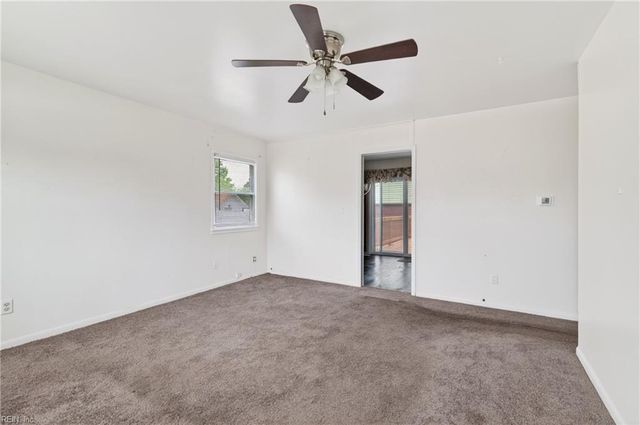 825 Thames DR, Hampton, VA 23666