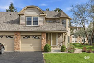 3276 N Carriage Way Court D, Arlington Heights, IL 60004