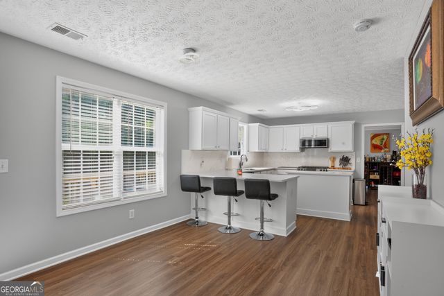 29 Creekview Court, Acworth, GA 30101
