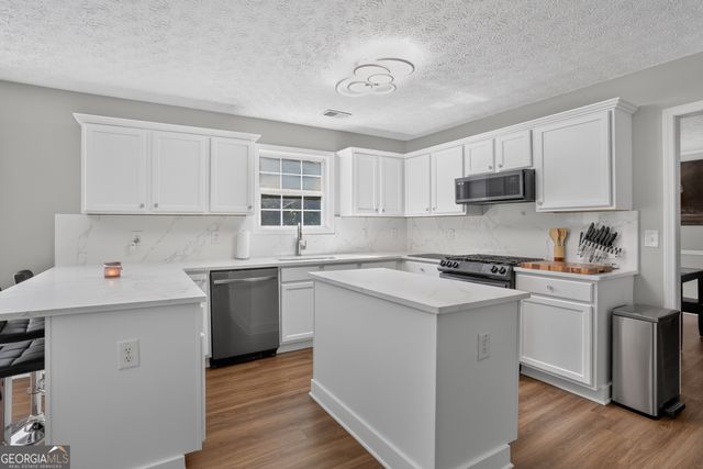 29 Creekview Court, Acworth, GA 30101