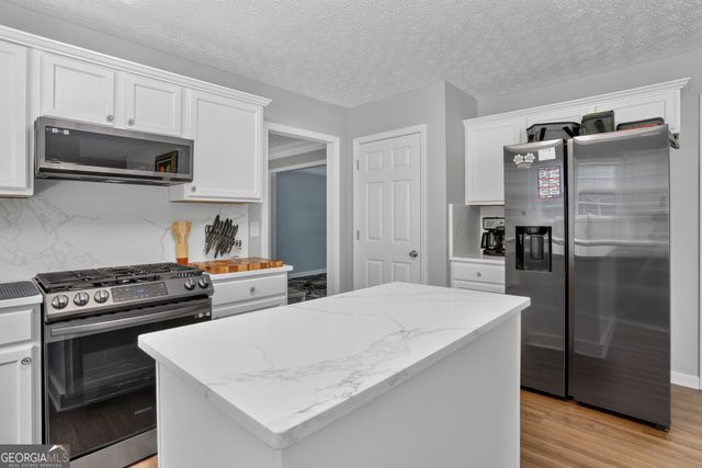 29 Creekview Court, Acworth, GA 30101